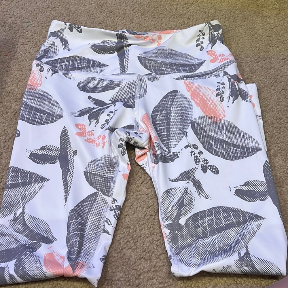 Cute Pattern Leggings